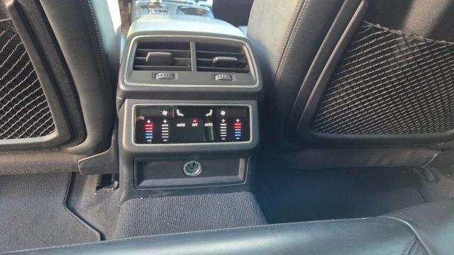 AUDI A6 Avant 40 2.0 TDI S tronic Business Sport PERMUTE