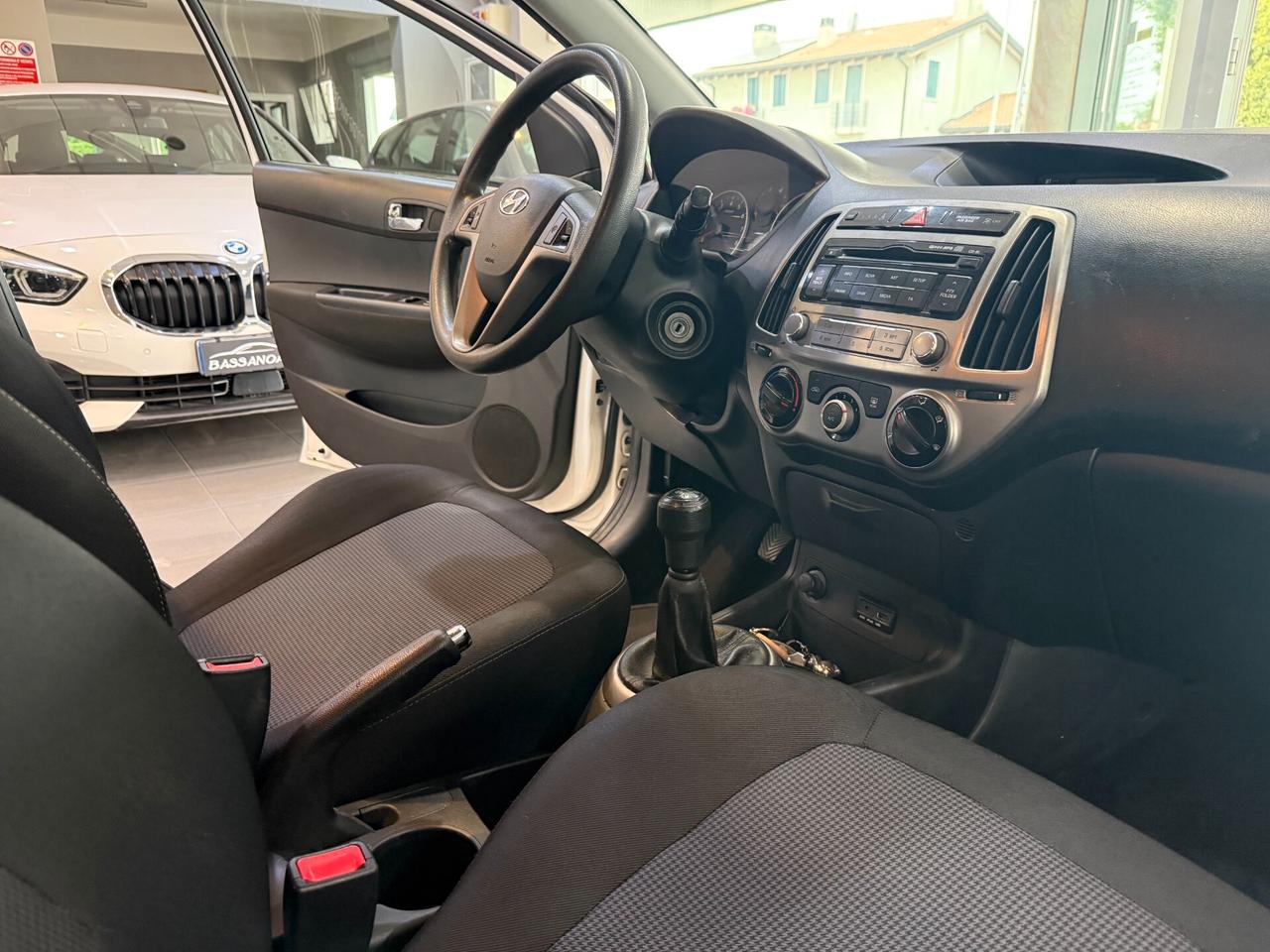 Hyundai i20 5p 1.2 Classic NEOPATENTATI !