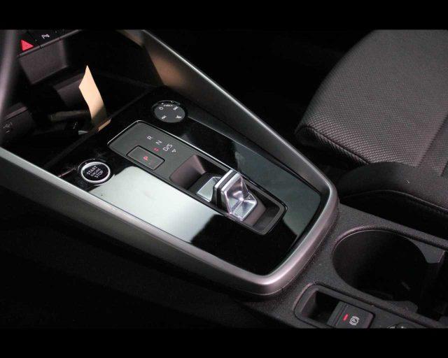 AUDI A3 SPB 30 TDI S tronic S line edition