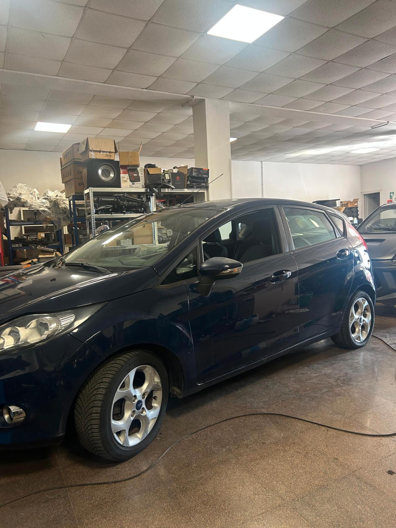 Ford Fiesta Ikon 1.2 60CV 5 porte