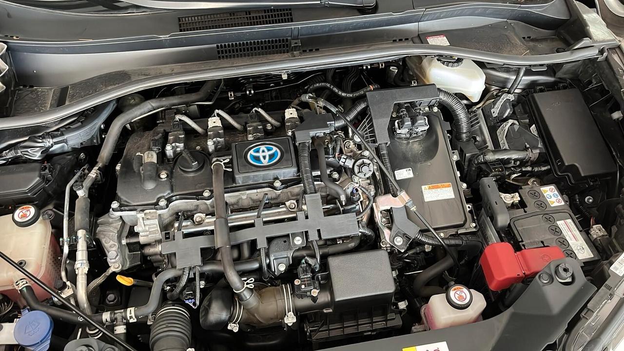 Toyota C-HR 1.8 Hybrid E-CVT Trend ADATTA AI NEOPATENTATI