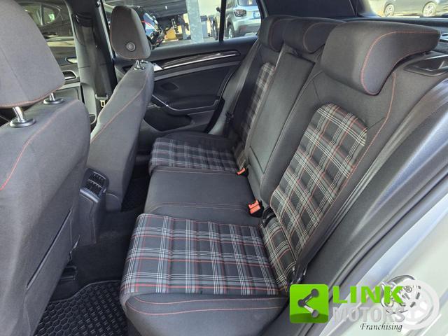 VOLKSWAGEN Golf GTI 2.0 TSI DSG 5p. BlueMotion Technology
