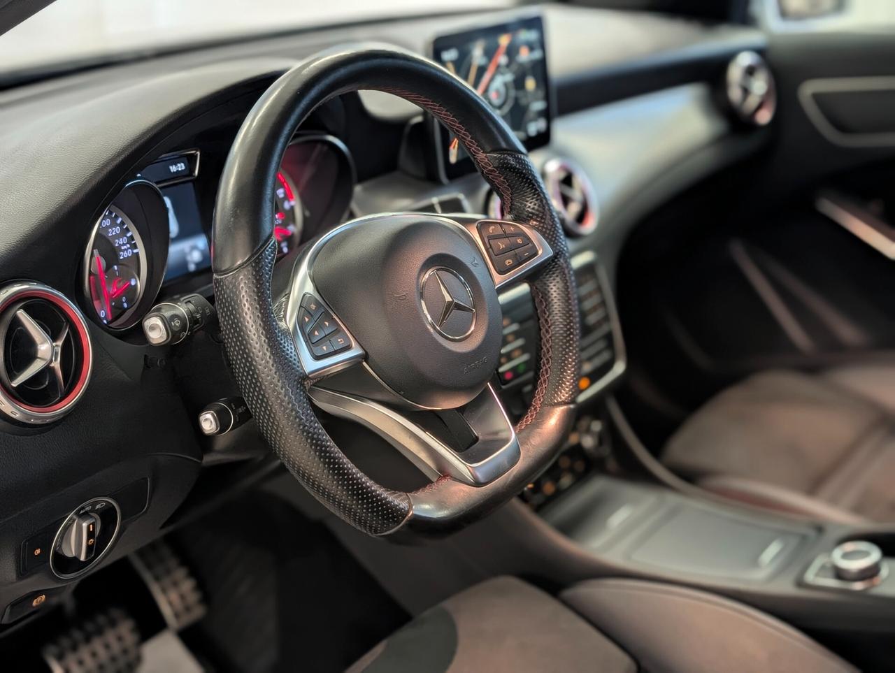 Mercedes-benz GLA 200 d Automatic Premium