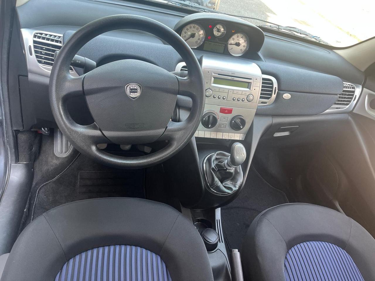 Lancia Ypsilon 1.2 Oro Bianco