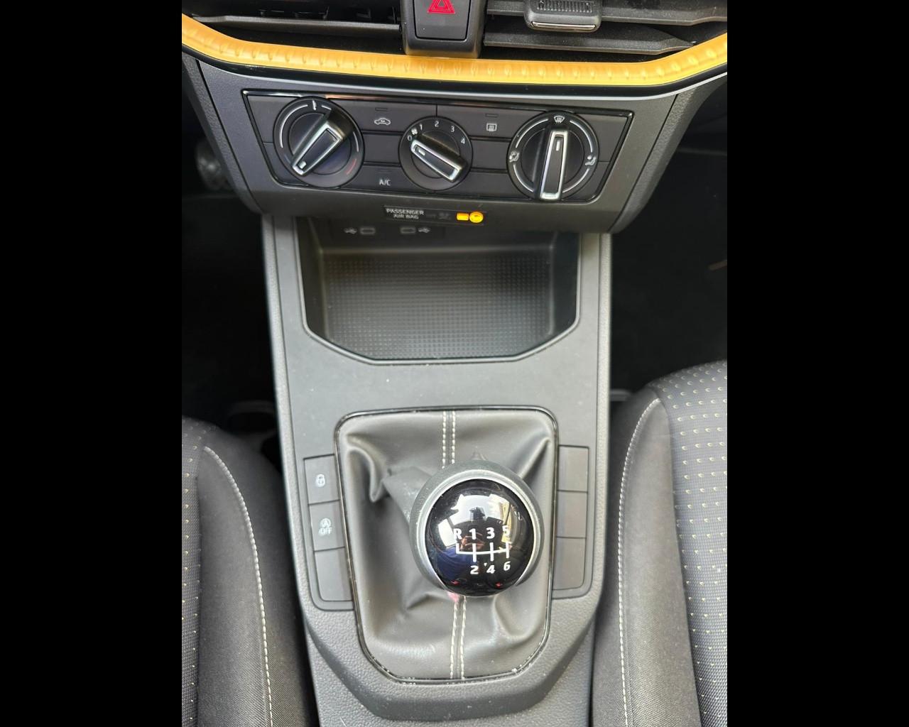 SEAT Ibiza 1.0 tgi Business 90cv