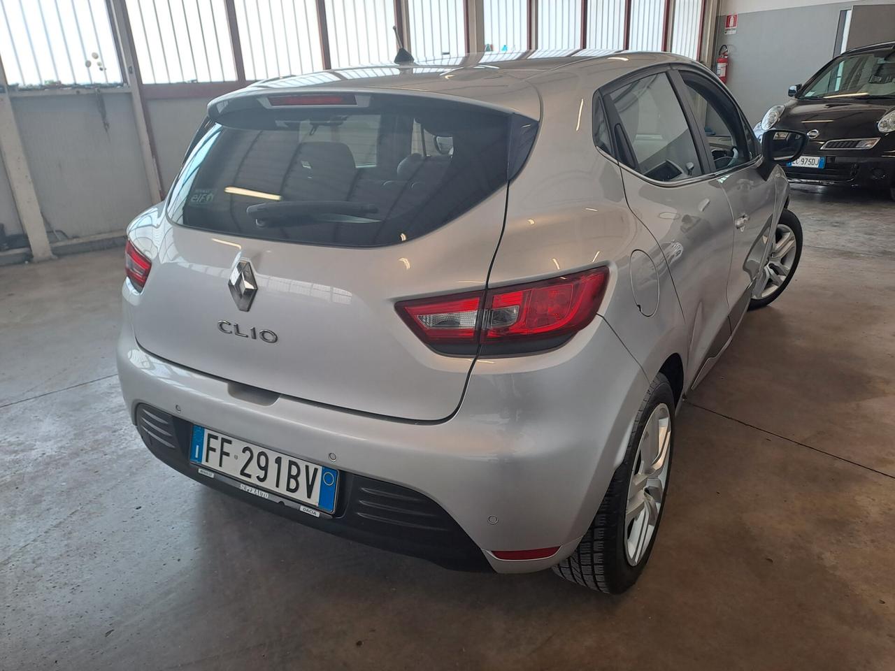 Renault Clio 1.2 75CV 5 porte Life