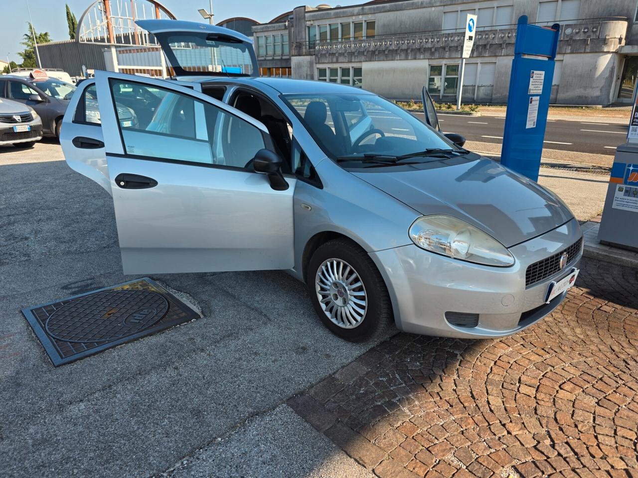 Fiat Grande Punto 1.3 MJT 75 CV 5 porte con 229.000km Neopatentati ok