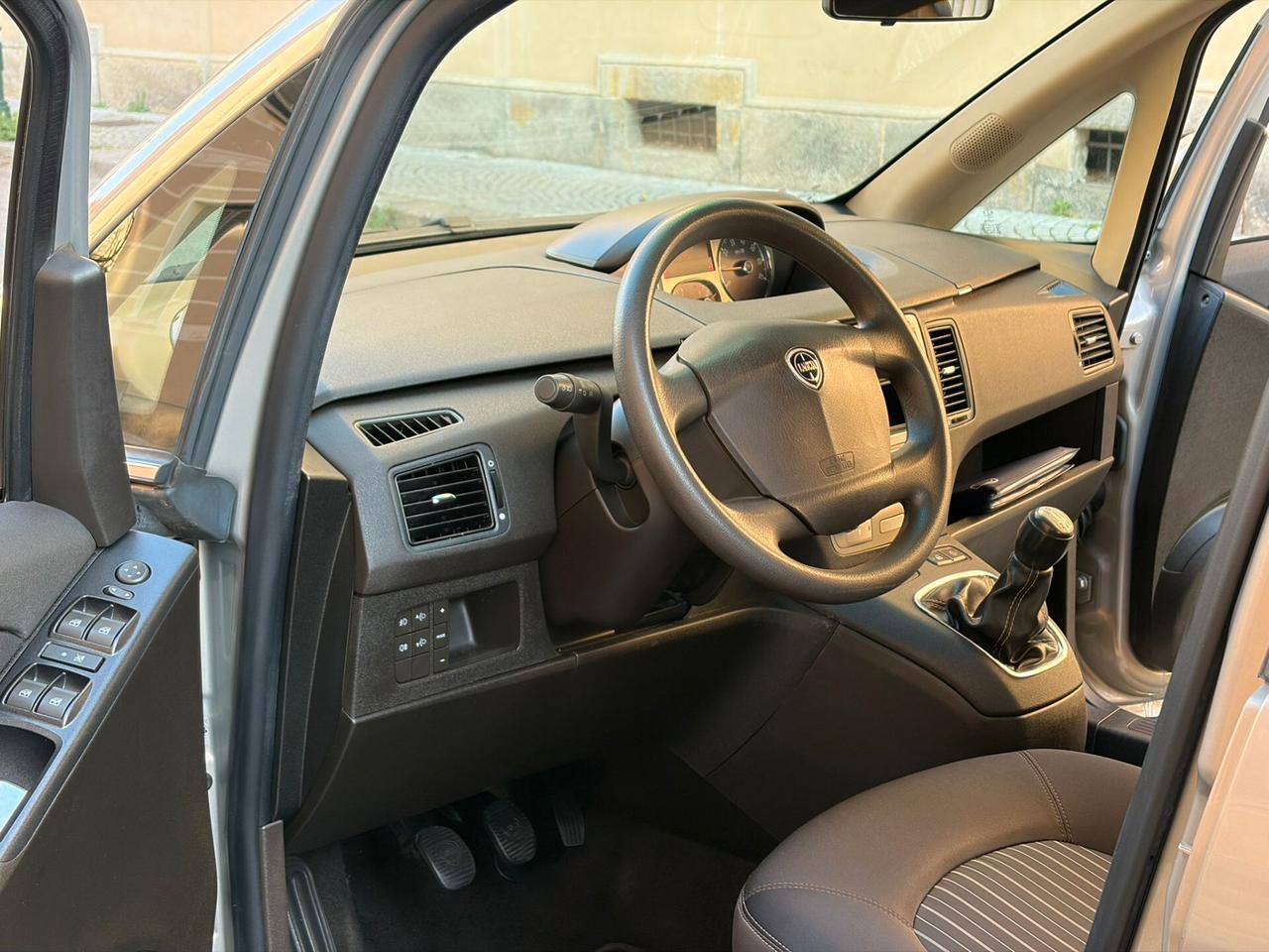 Lancia MUSA 1.3 D Multijet 95 CV S&S Oro 5 PORTE