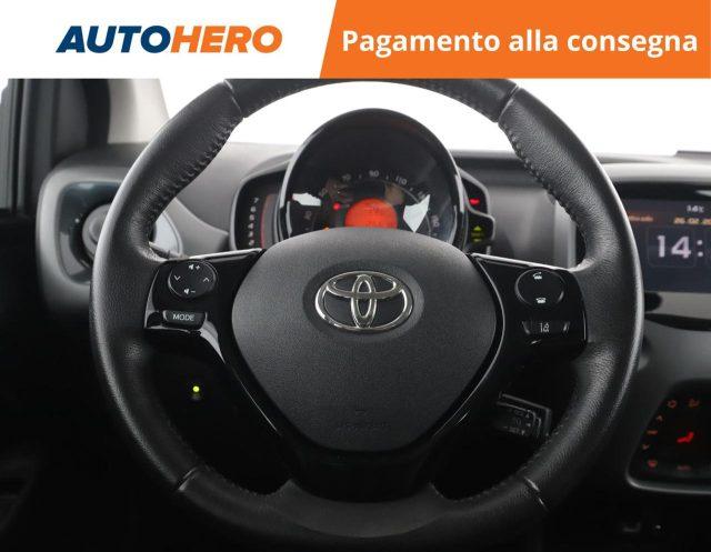 TOYOTA Aygo Connect 1.0 VVT-i 72 CV 5 porte x-play