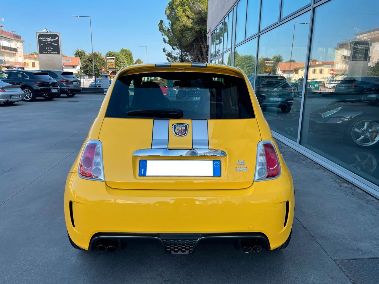 Abarth 500 695 Tributo Ferrari serie limitata 299 esemplari Giallo Modena