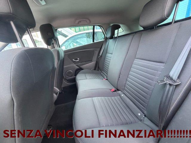 RENAULT Megane dCi 110CV S&S SporTour Limited N1 AUTO.4 POSTI