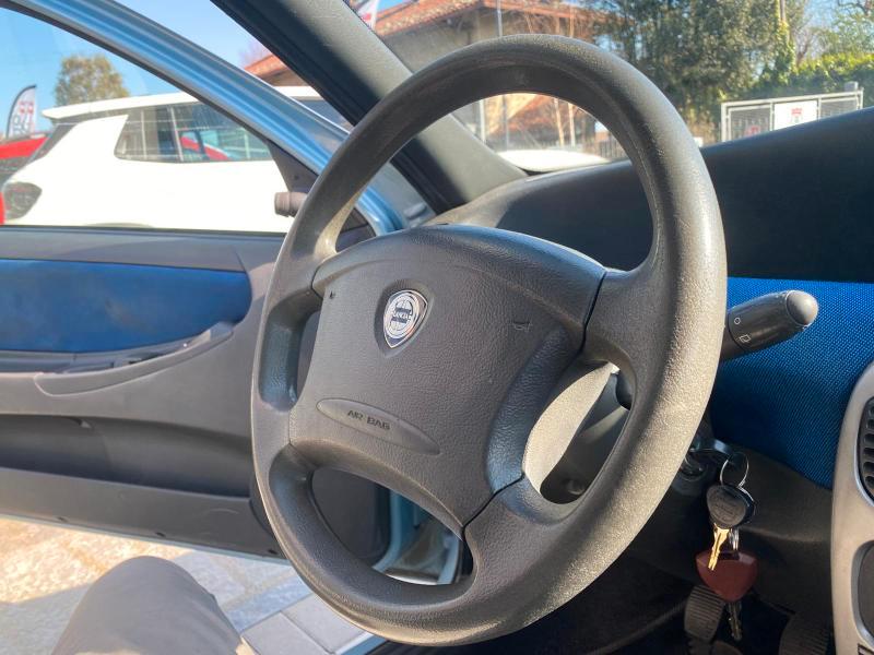 Lancia Ypsilon 3 Porte Y 1.2 Elefantino Blu