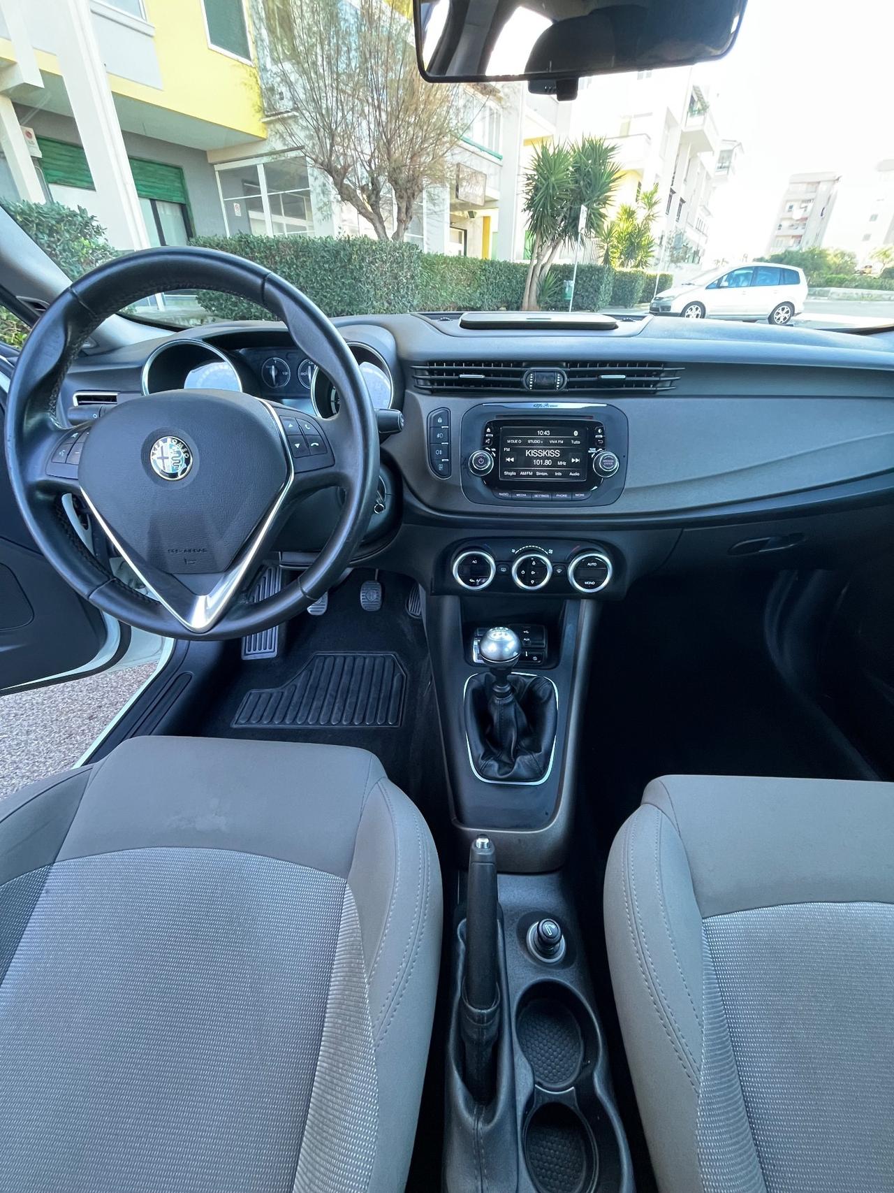 Alfa Romeo Giulietta 1.6 JTDm-2 105 CV Exclusive