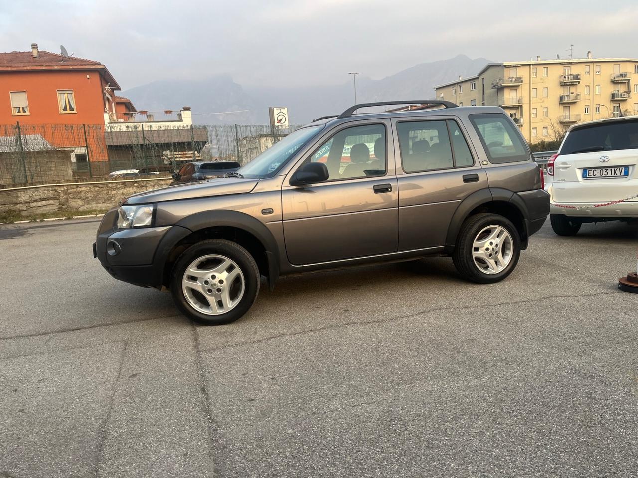 LAND ROVER - FREELANDER 4x4