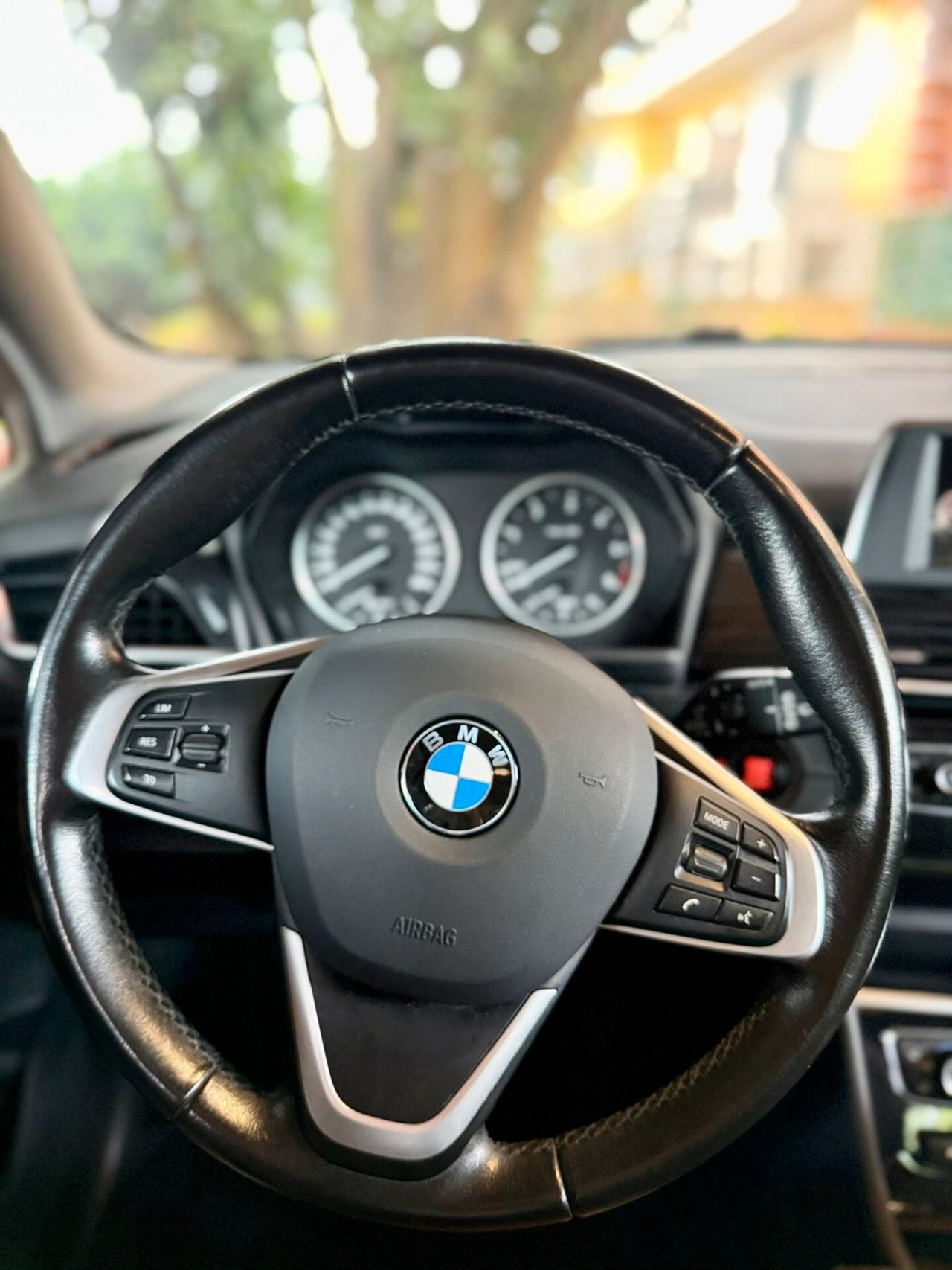 Bmw 2er Active Tourer 218d Luxury