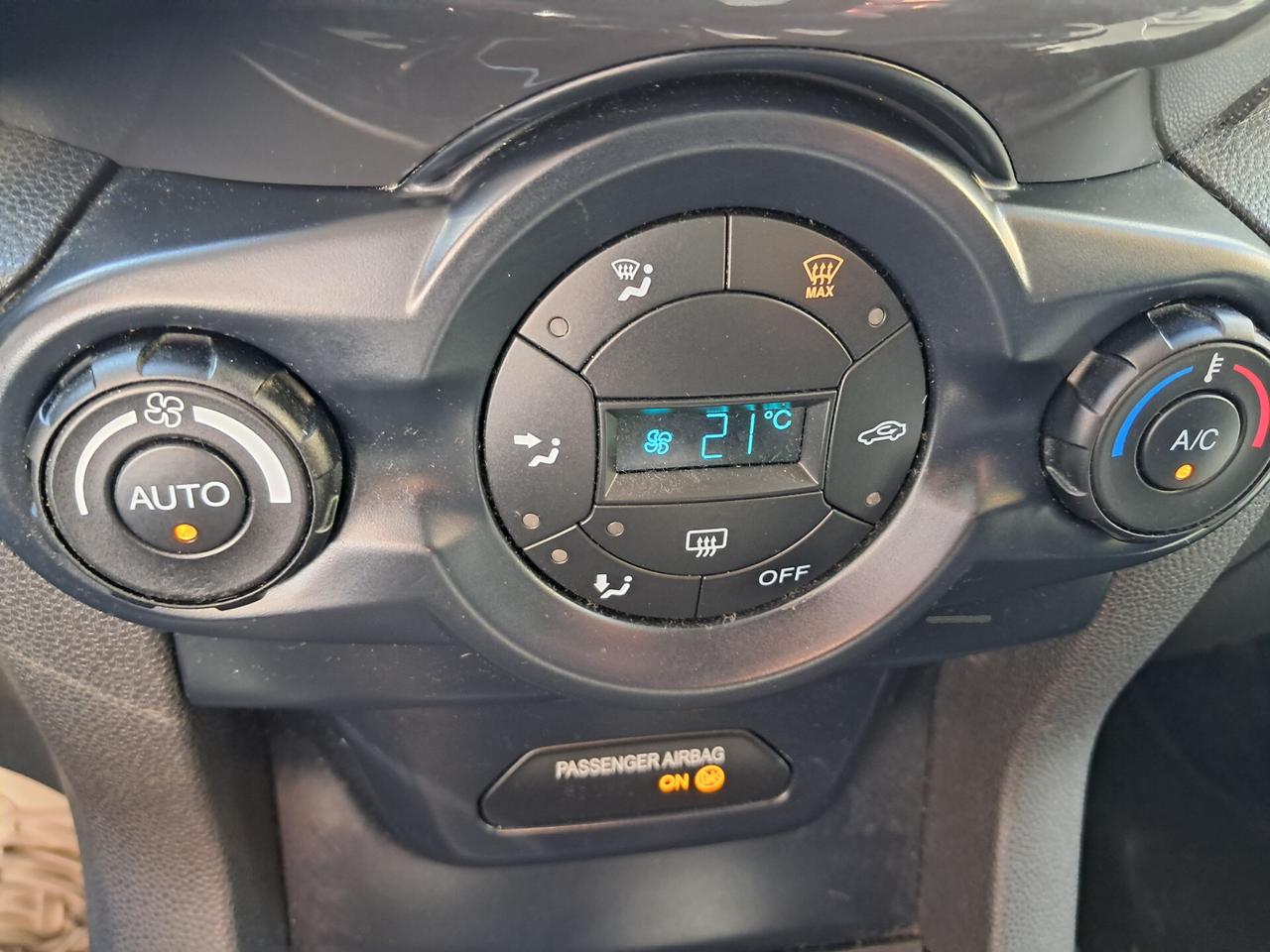 Ford EcoSport 1.5 TDCi 95 CV Titanium