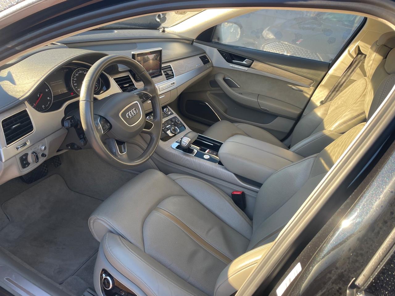 Audi A8 3.0 TDI 262 CV quattro tiptronic