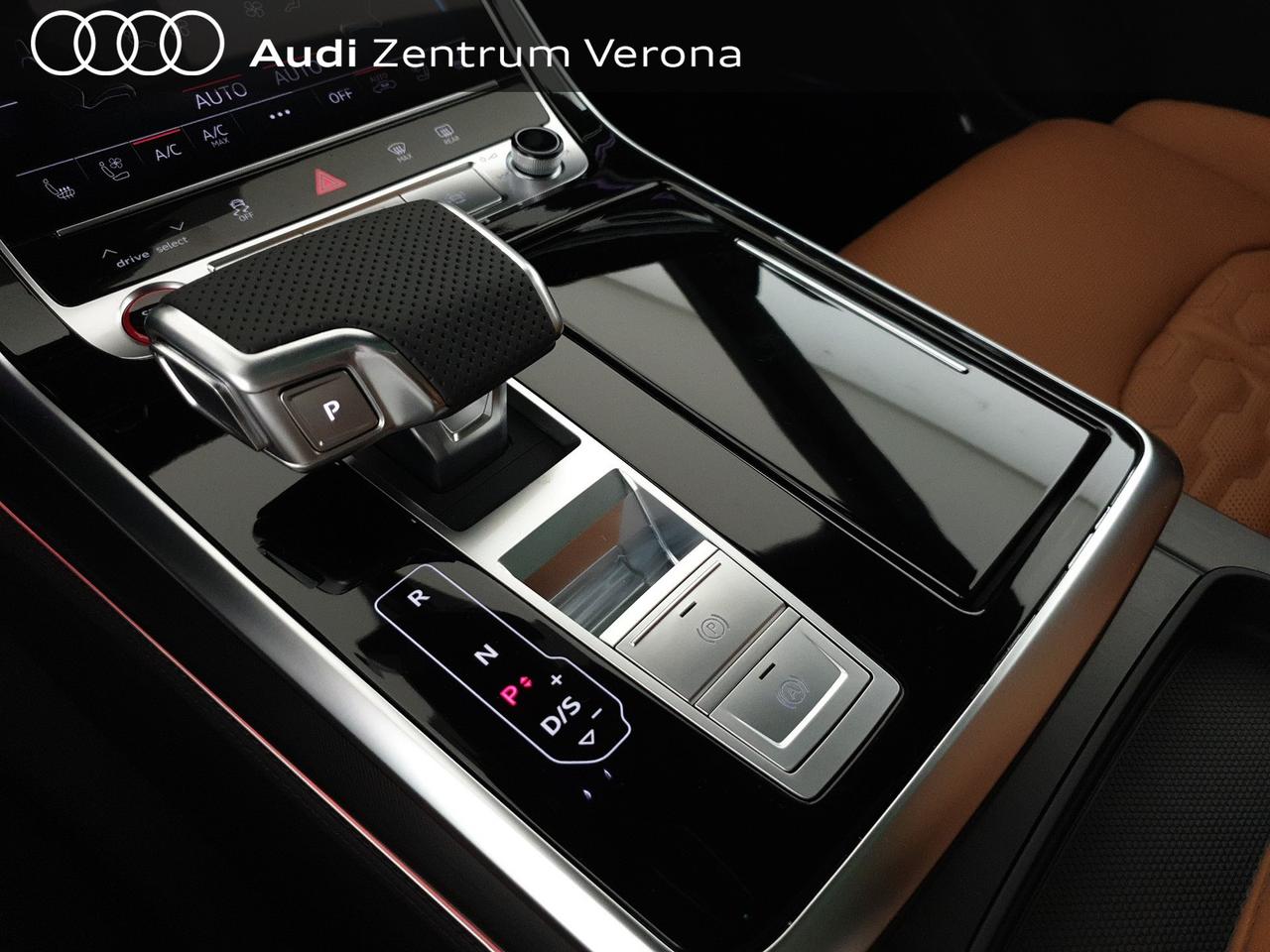 4.0TFSI 640CV tiptronic Performance
