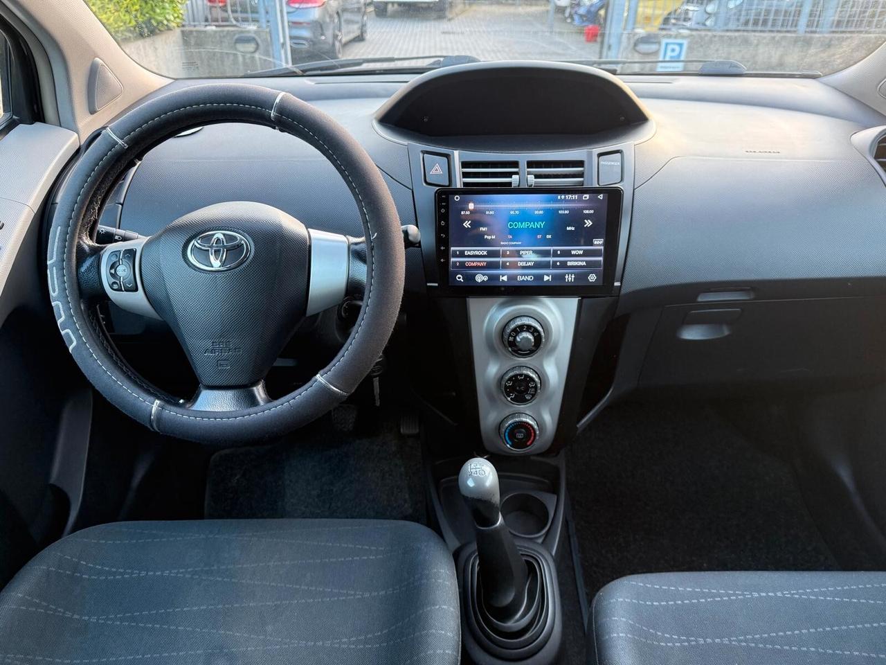 Toyota Yaris 1.0 Sol