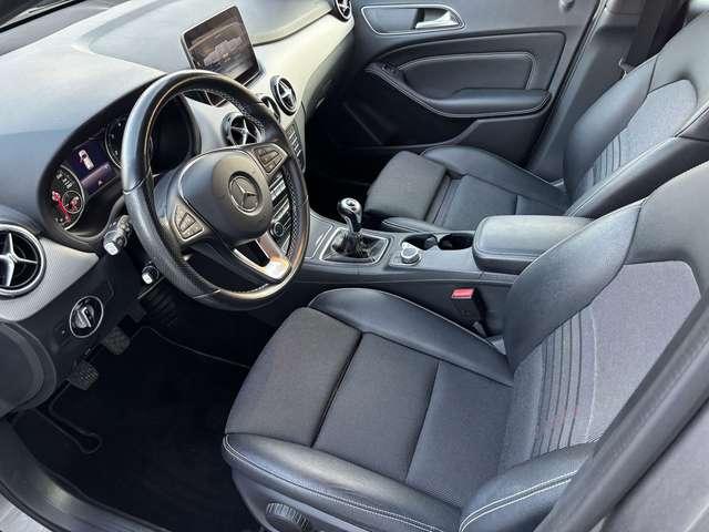 Mercedes-Benz B 180 B 180 d Sport