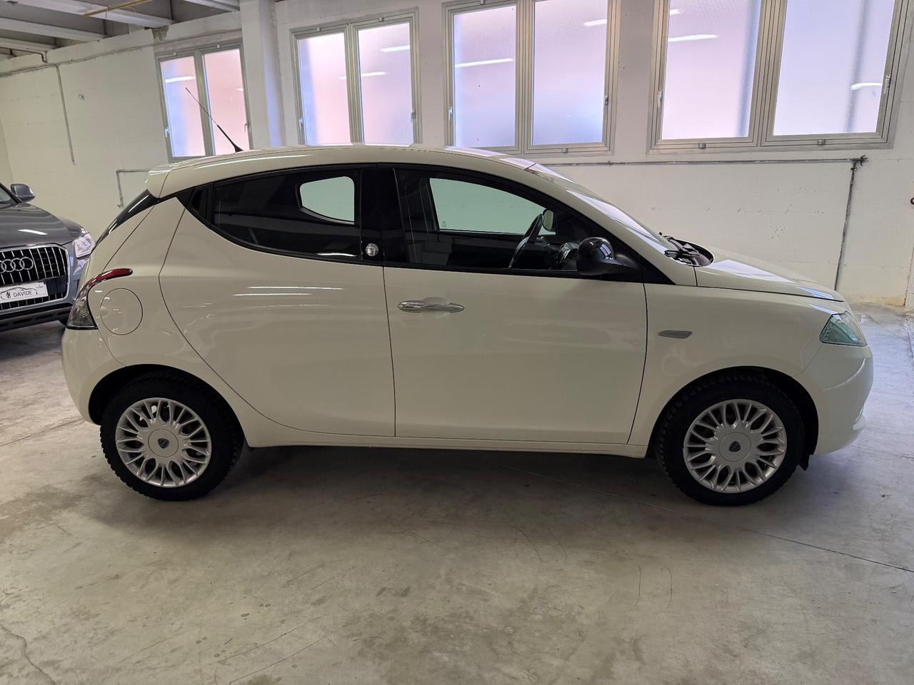 Lancia Ypsilon 1.2 69 CV 5 porte Benz/GPL Ecochic Gold