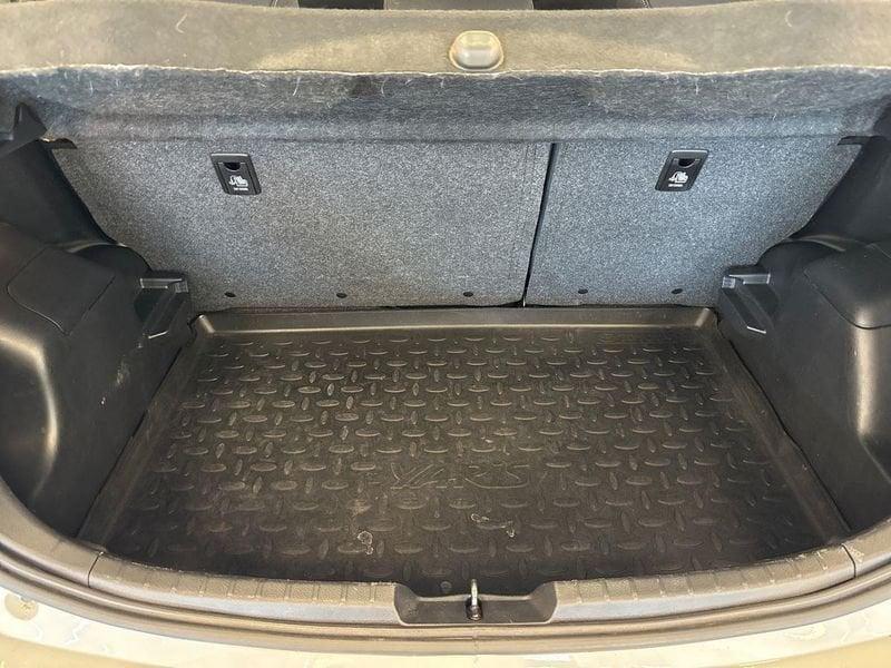 Toyota Yaris Yaris 5p 1.5h Active my18