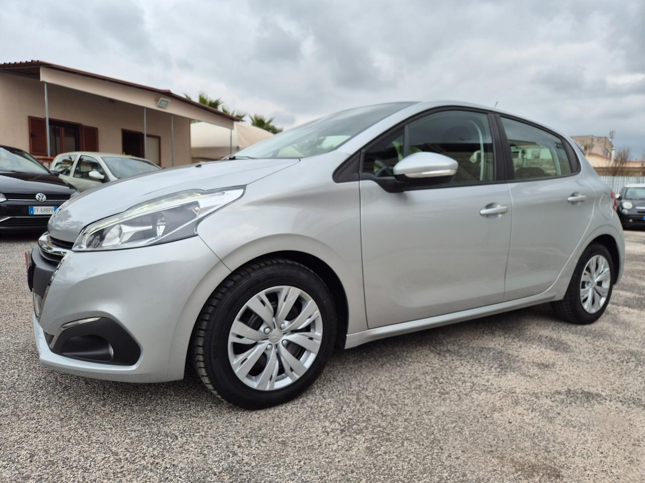 Peugeot 208 RESTAYLING 1.6 TDI 75 CV ALLURE NUOVA 2018