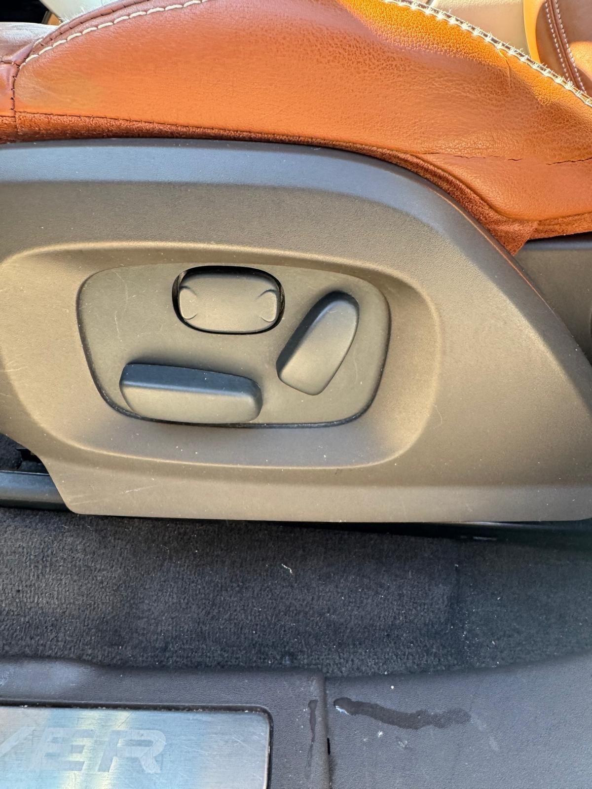 Land Rover Range Evoque 2.2 TD4 5p. Pure