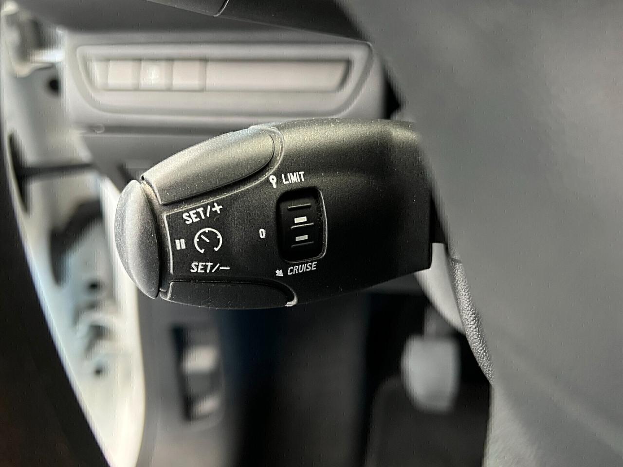 Peugeot 208 BlueHDi 75 5 porte VAN Active 2017