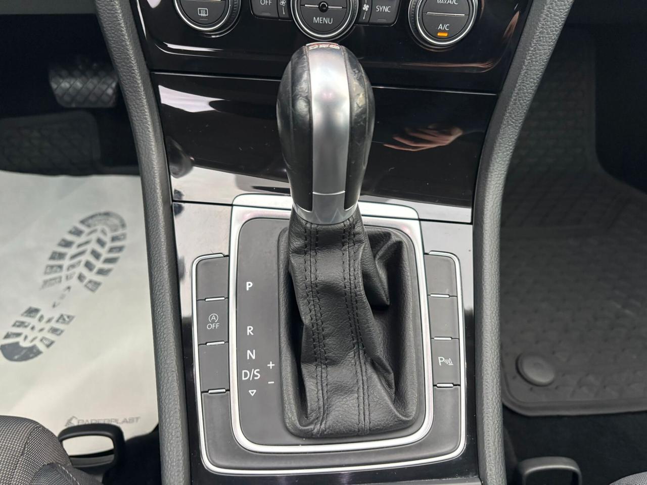 Volkswagen Golf Variant 1.4 TGI DSG Highline BlueMotion