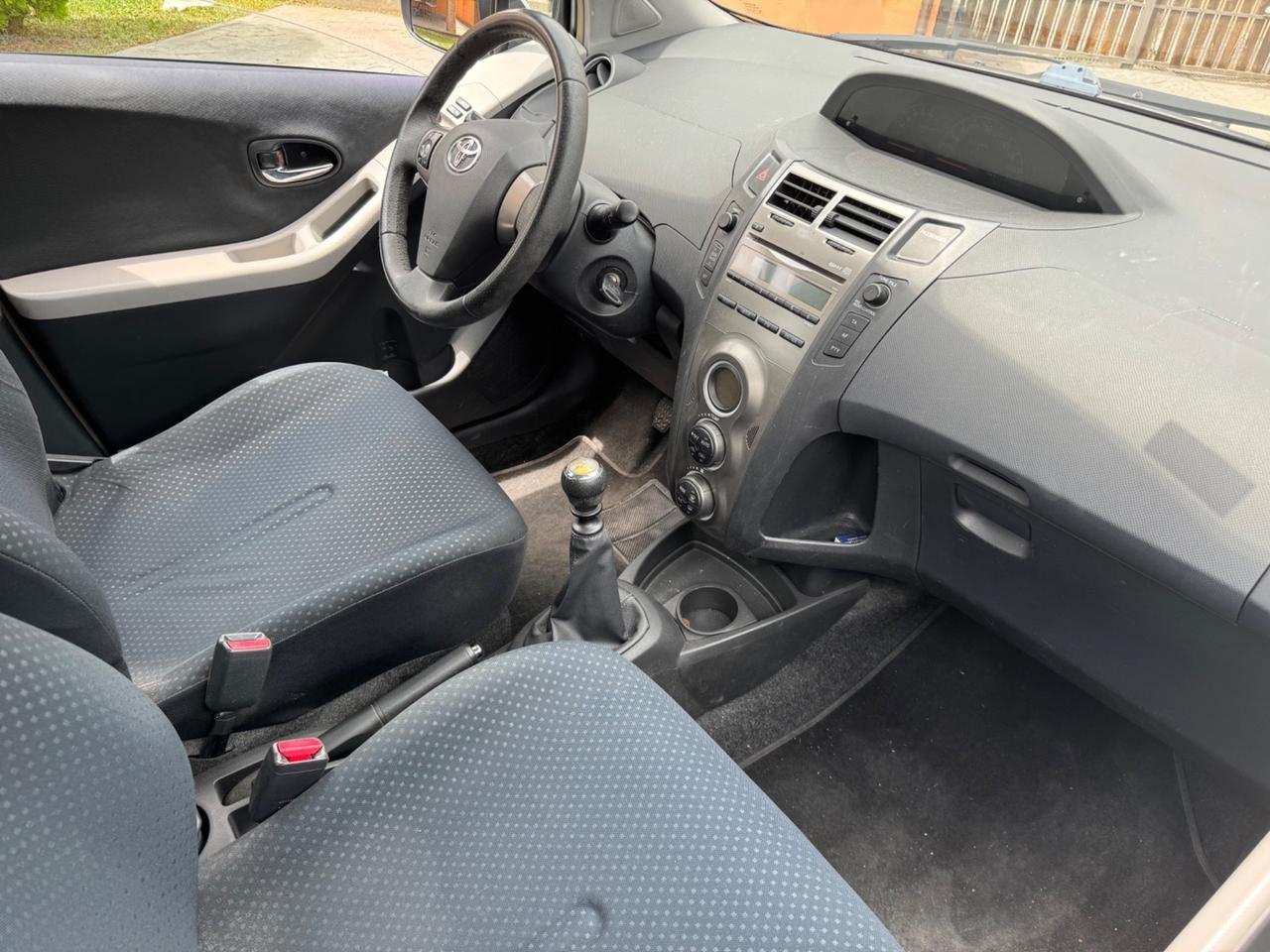 Toyota Yaris 1.3 GPL NUOVO - POCHI KM - 2010