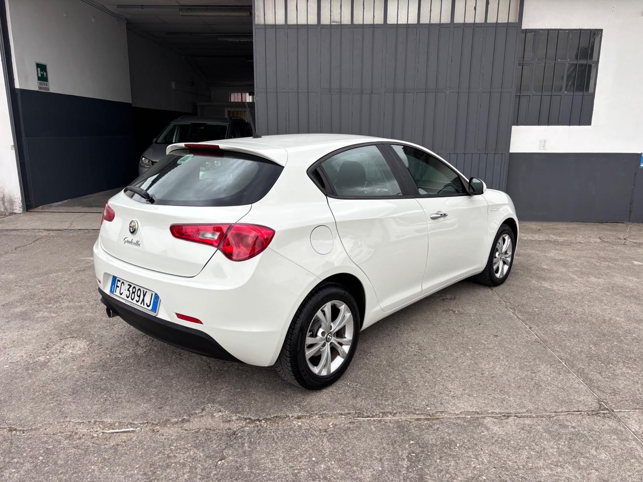 Alfa Romeo Giulietta 1.6 jtdm. Garanzia.Neopatentati