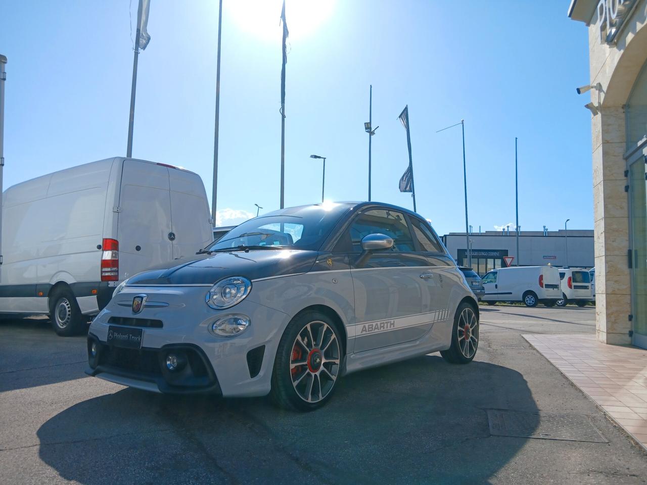 C330 - Abarth 595 1.4 Turbo T-Jet 165 CV Turismo 70°Anniversario