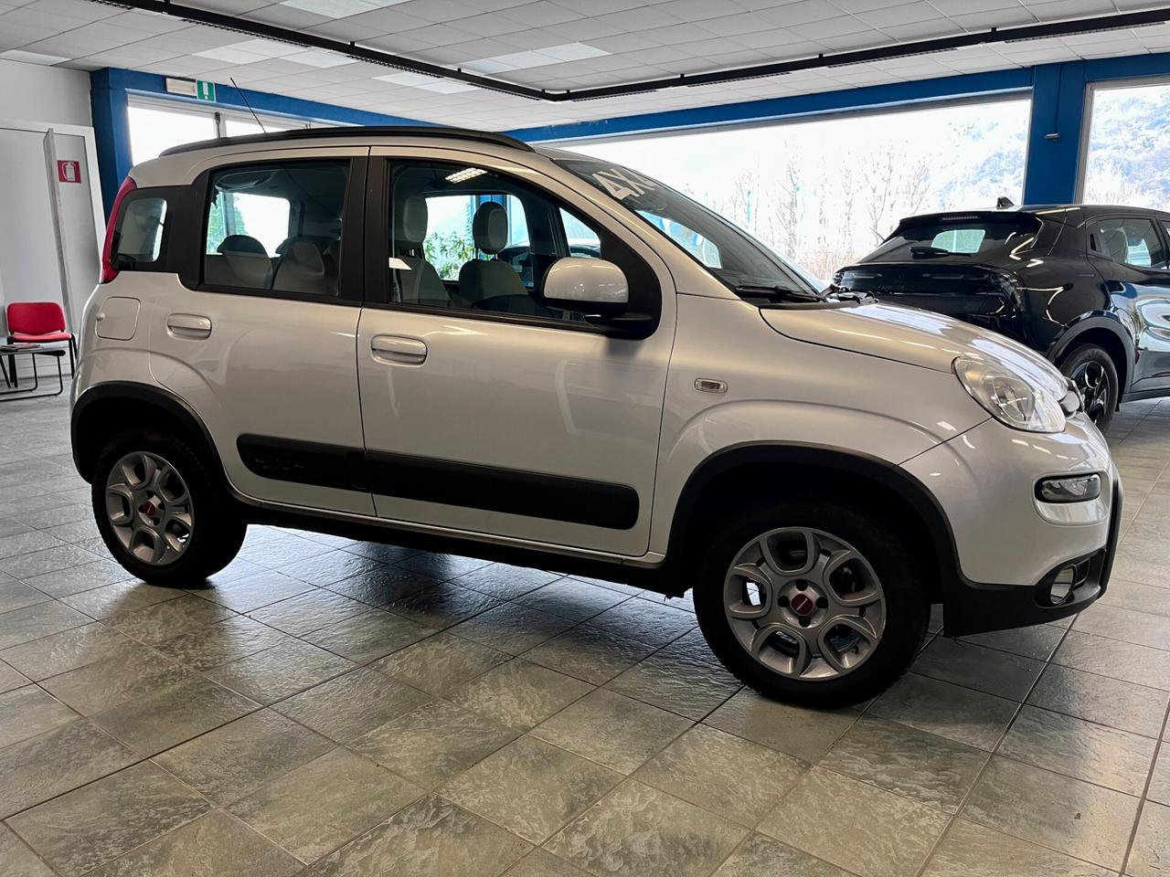 Fiat Panda 0.9 TwinAir Turbo S&S 4x4-NEOPATENTATI-