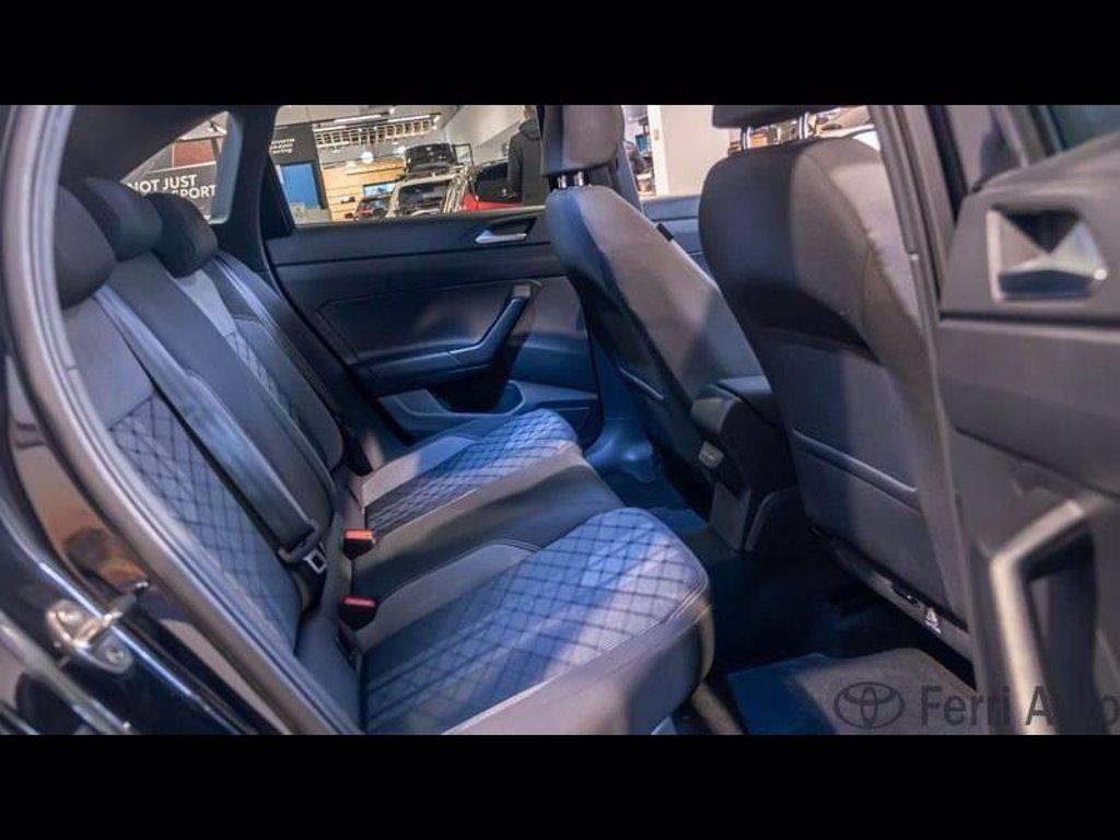 VOLKSWAGEN Taigo 1.0 tsi r-line 110cv del 2022
