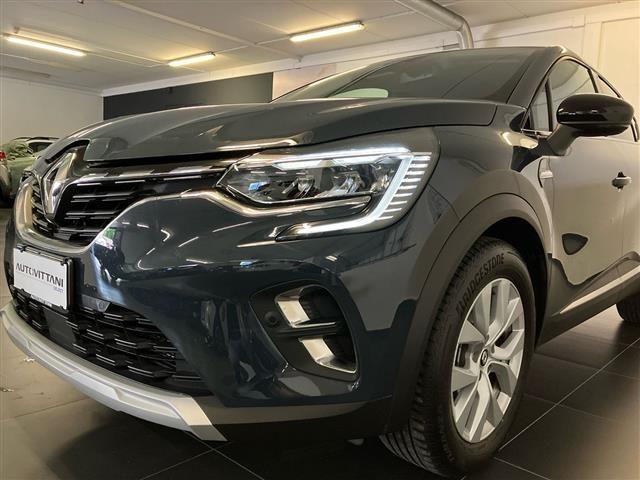 RENAULT Captur 1.6 E Tech hybrid Intens 145cv auto