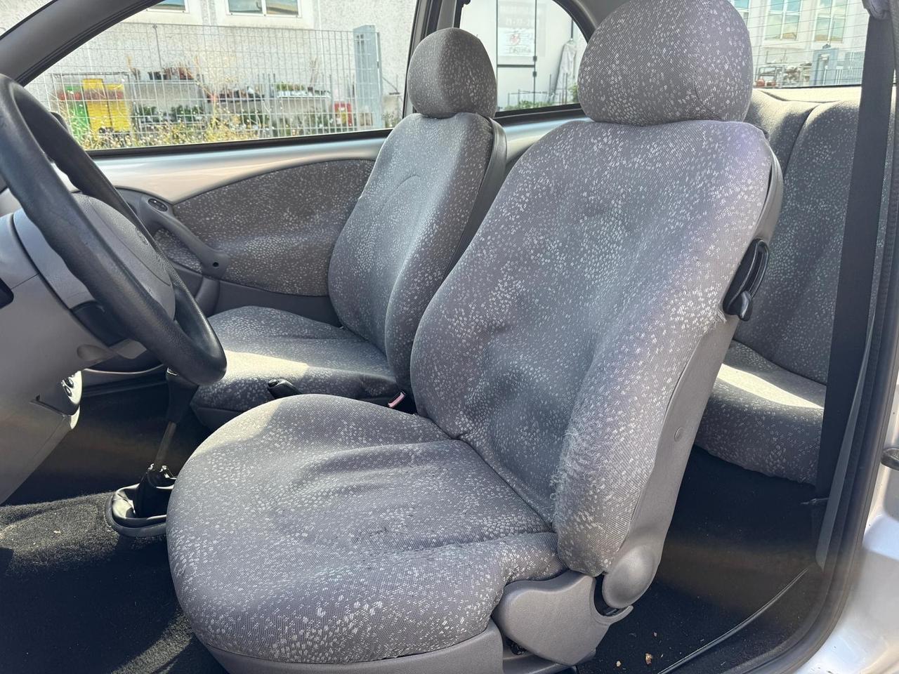 Ford Ka 1.3 benz 102000 km
