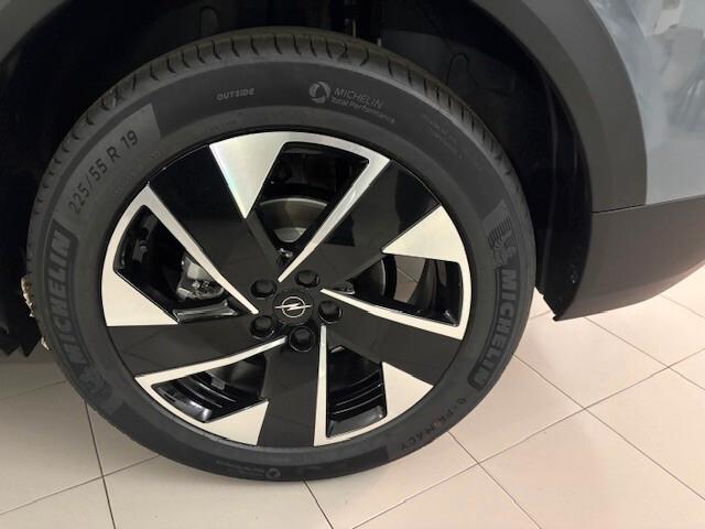 Opel Grandland Hybrid 145 CV DCT6 Edition