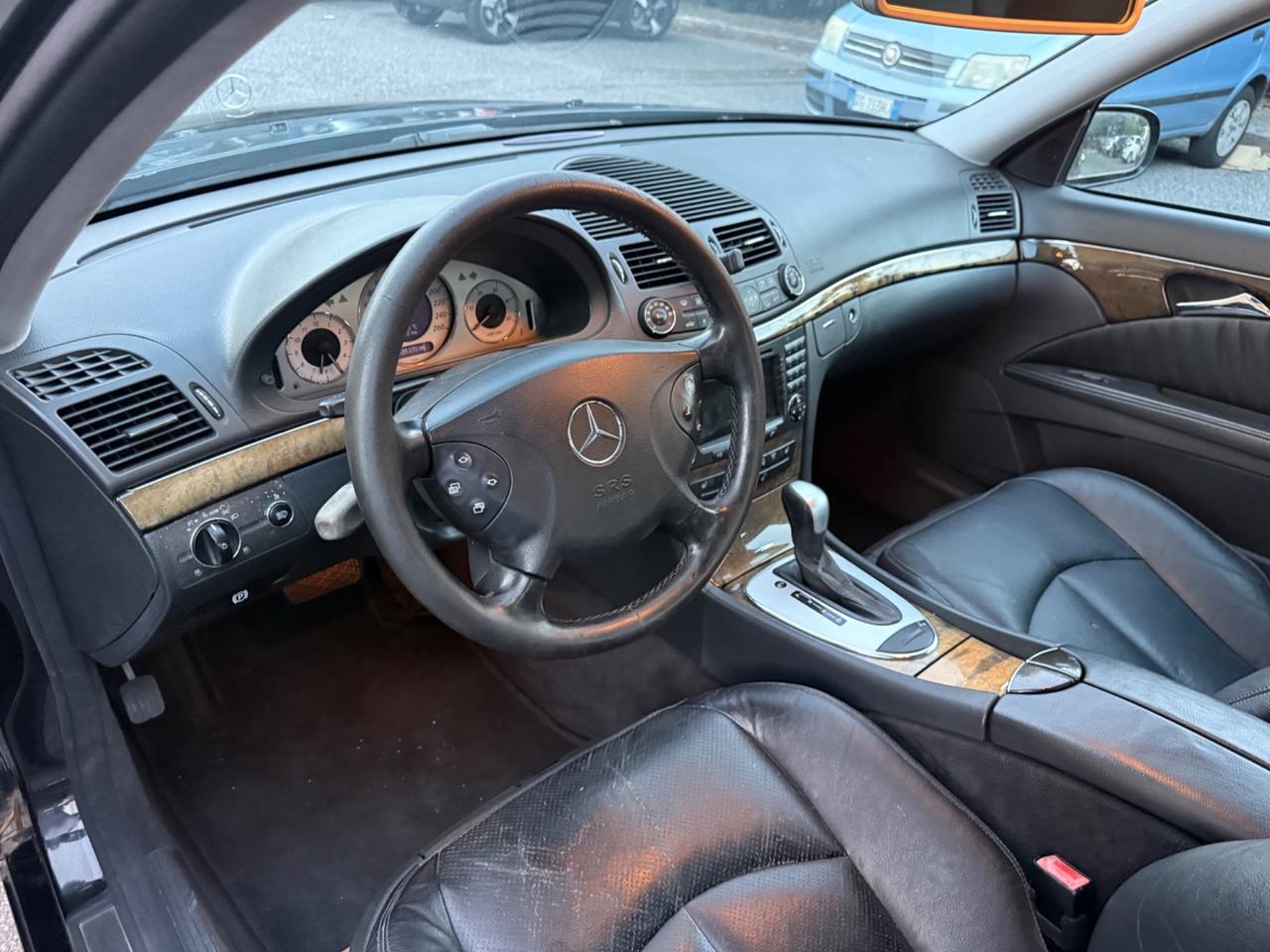 Mercedes-benz E 220 CDI cat Avantgarde