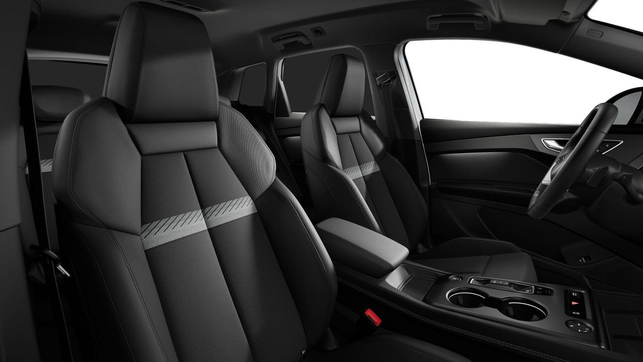 AUDI Audi Q4 SUV Business Advanced e-tron performance 210,00 kW