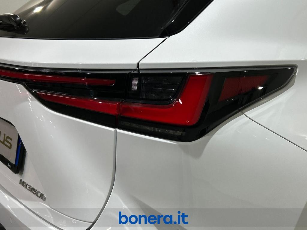 Lexus NX 2.5 Hybrid F-Sport 4WD e-CVT