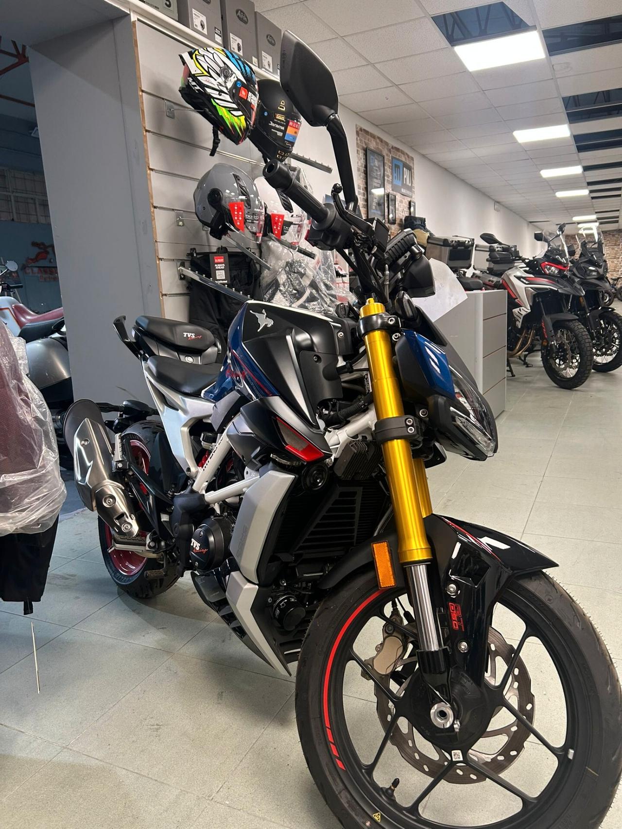 Tvs RTR 310 RACING
