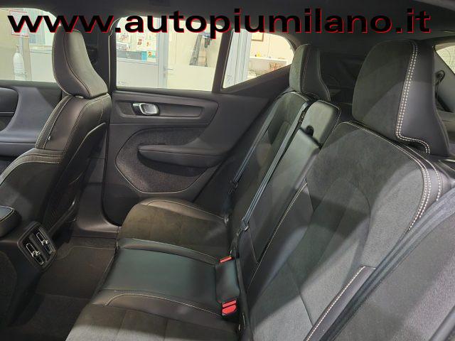 VOLVO XC40 B4 AWD Geartronic R-design