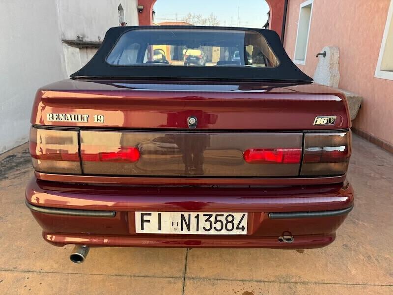 Renault R 19 1.8i 16 V 135CV Cabriolet