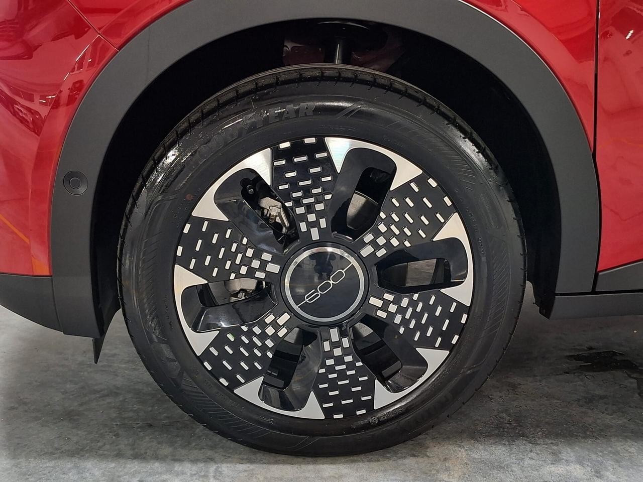 Fiat 600 1200 Turbo mhev Hybrid La Prima DCT Km.0