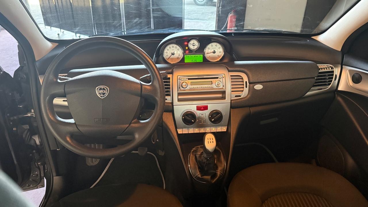 Lancia Ypsilon 1.2 69 CV Elle