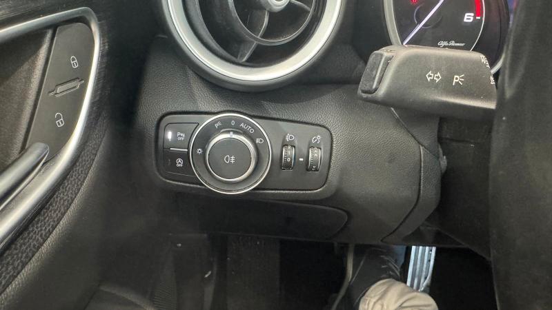 Alfa Romeo Giulia 2.2 t Super 160 Cv. Auto