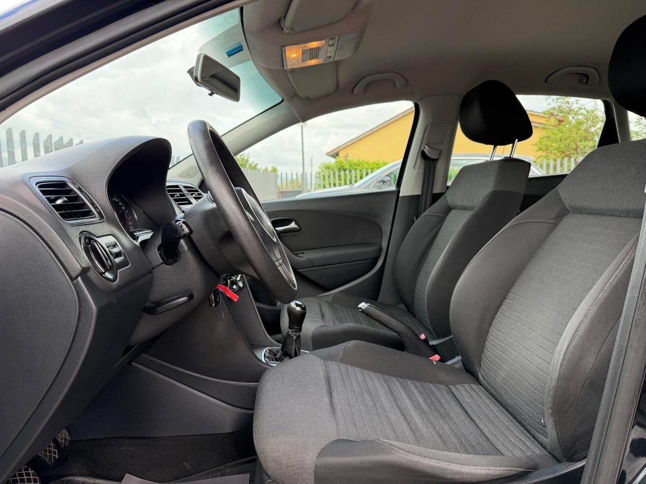 Volkswagen Polo 5p 1.2 tdi Total Black Ok neopatentati