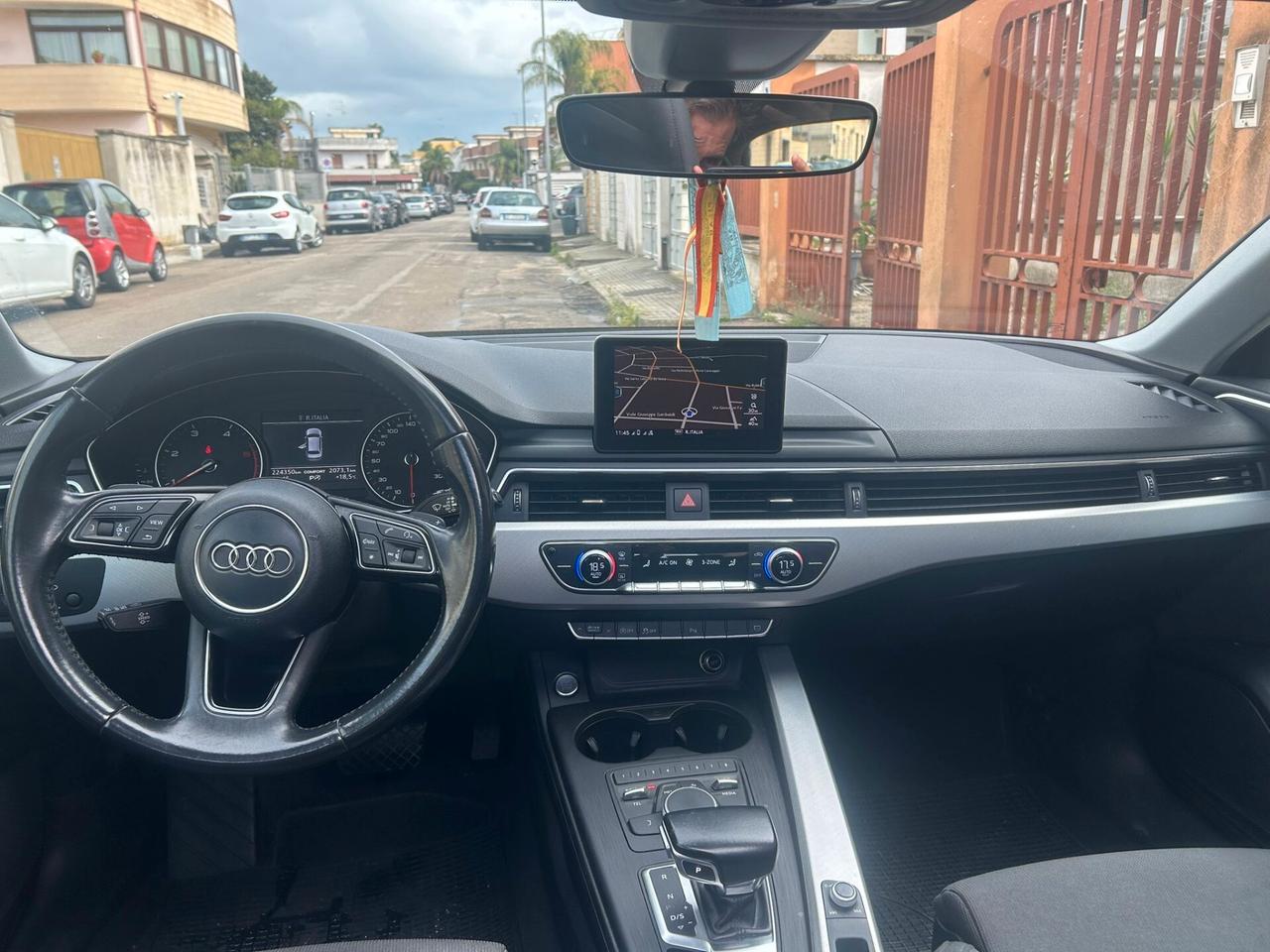 Audi A4 SW 2.0 TDI 150CV s-tronic Sport *TETTO