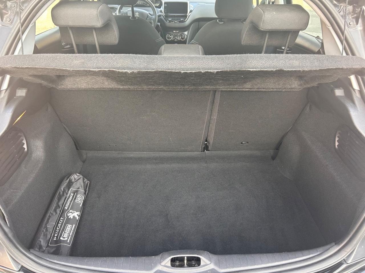 Peugeot 208 1200 85cv 89000 km ALLURE euro6B